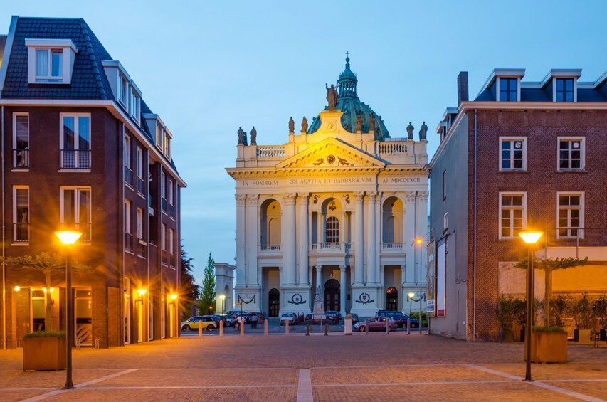 Oudenbosch and Historical Places with Self-Guided Audio Tour