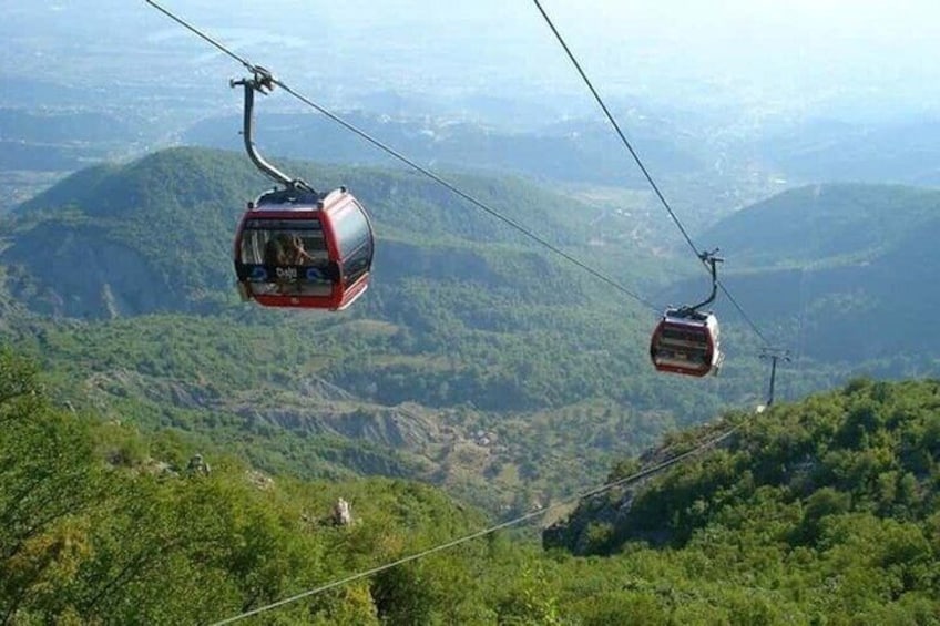 City Tour of Tirana & Dajti Mountain with Pickup 2