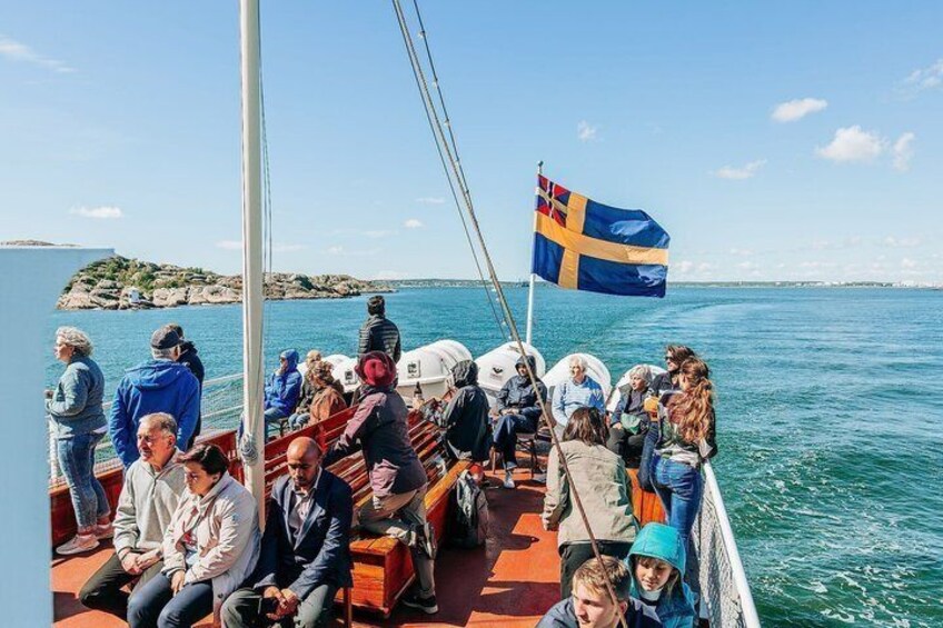 Archipelago Tour with Guide in Gothenburg 1