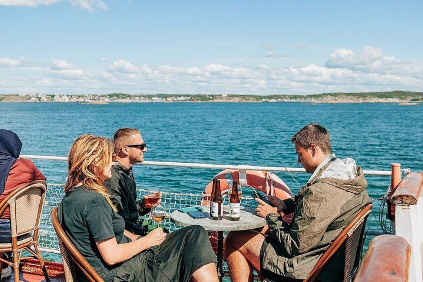 Archipelago Tour with Guide in Gothenburg 2