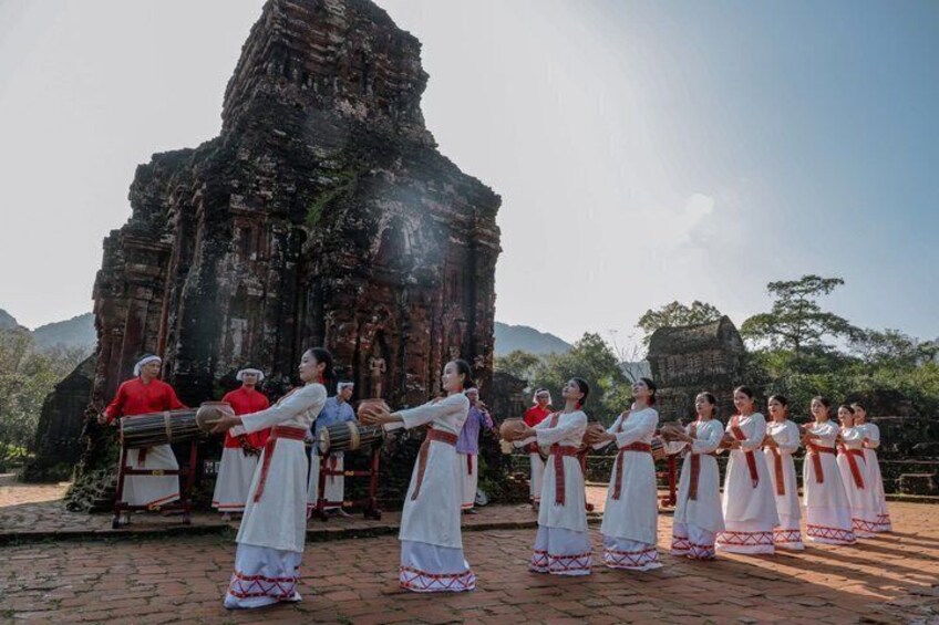 Hue: Private Car to Hoi An via Many Fabulous Stops 5