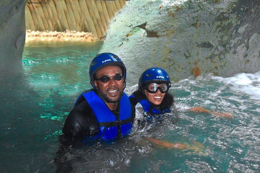 7 Waterfalls Tour With Lunch in DR (Taino Bay & Amber Cove) 4