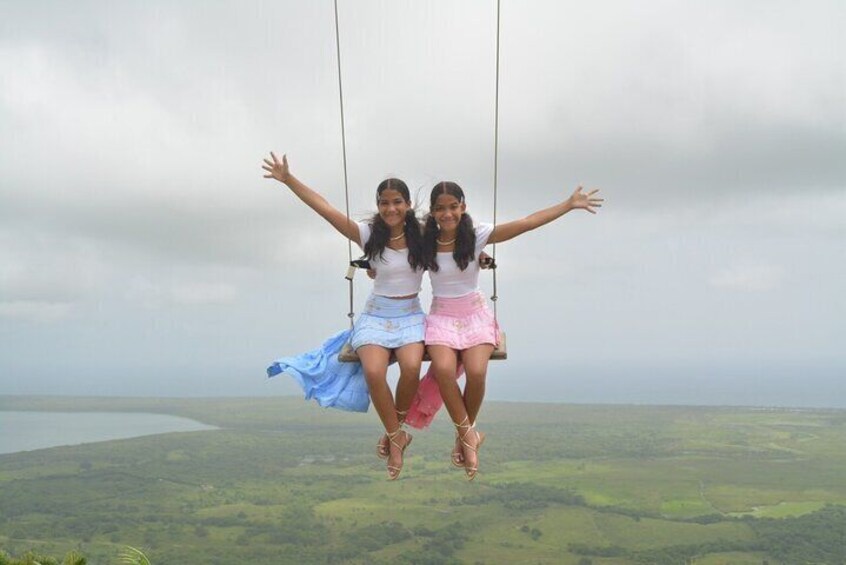 Half-Day Tour 2-in-1, Redonda Mountain & Horseback Riding Tour in Macao Beach