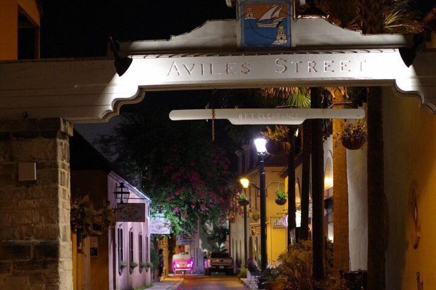 Entry to Aviles Street. The first street in the new world. 2