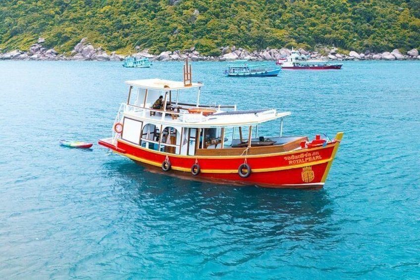Ko Tao: Vintage Boat - Small Group Snorkeling Day Trip with Meals 4