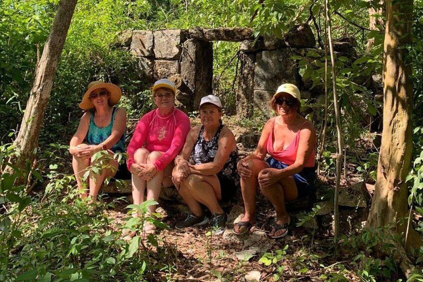 Private Cozumel Cave and Ruin Exploration Tour with Mexican Lunch 4