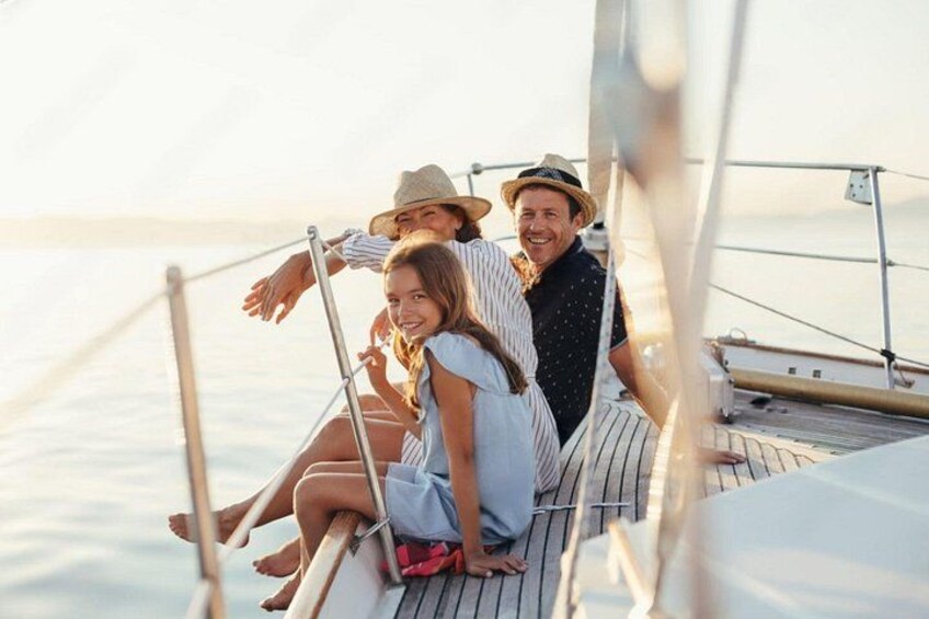 From Heraklion : Small Group 5,5 hours Sailing Trip to Dia Island 3