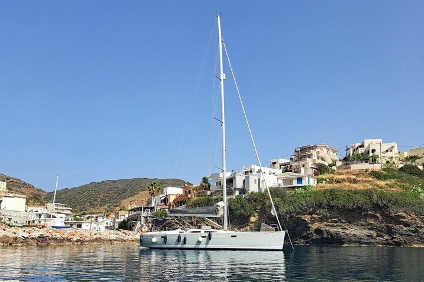 From Heraklion : Small Group 5,5 hours Sailing Trip to Dia Island 5
