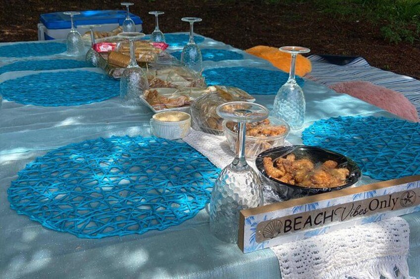 At the secluded beach, a private picnic is set up for your enjoyment and relaxation until you’re ready to go snorkeling. 4