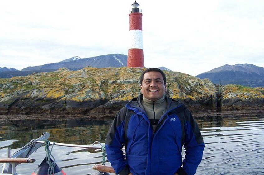 Catamaran Tour through the Beagle Channel in Ushuaia 2