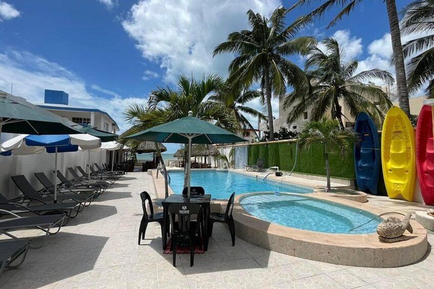 Sergio´s Beach House Buffet and Drinks 5