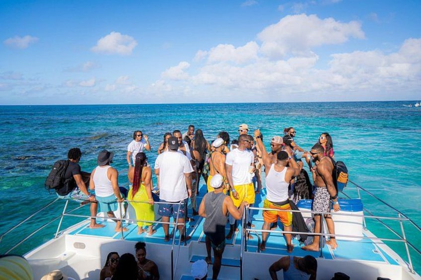 Punta Cana Booze Cruise with Snorkeling, Sand Bar, and Transfers 4