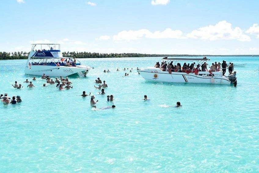 Punta Cana Booze Cruise with Snorkeling, Sand Bar, and Transfers 3