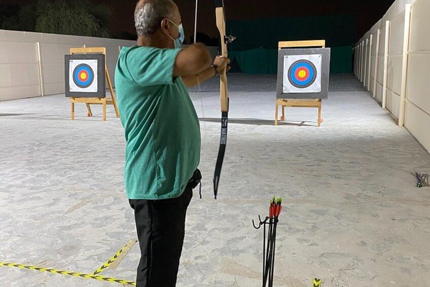 Archery lesson in Dubai 1