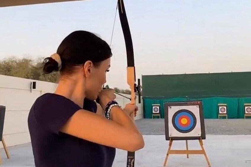 Archery lesson in Dubai 2