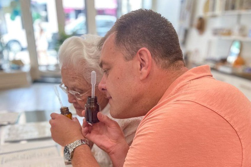 Create a Custom Perfume or Cologne in Charleston, SC: Mix & Match 1