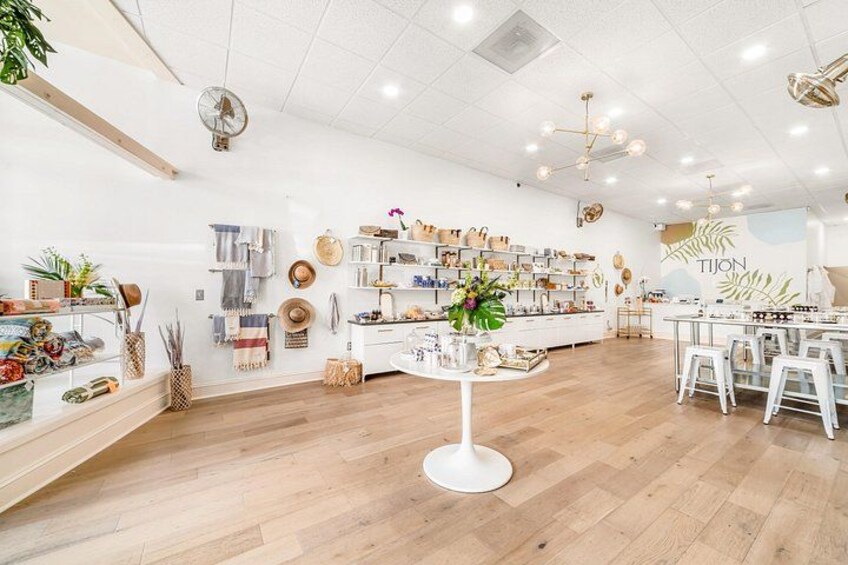 Create a Custom Perfume or Cologne in Charleston, SC: Mix & Match 4
