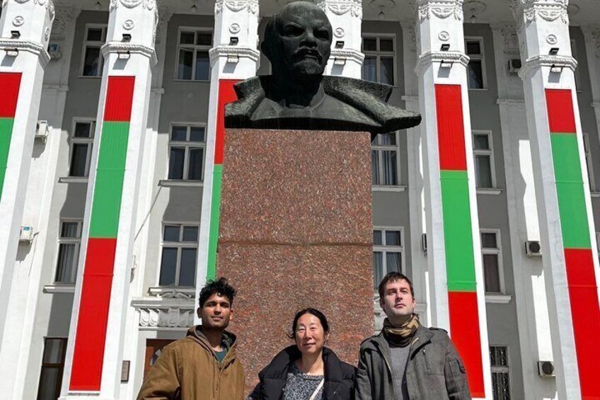 Tiraspol must-see tour with Anton Dendemarchenko - Pridnestrovie 2