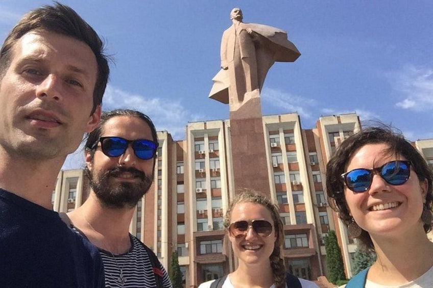 Supreme soviet. Transnistria tour by Anton Dendemarchenko. Welcome to Pridnestrovie, we make cognac not war ☭ 3