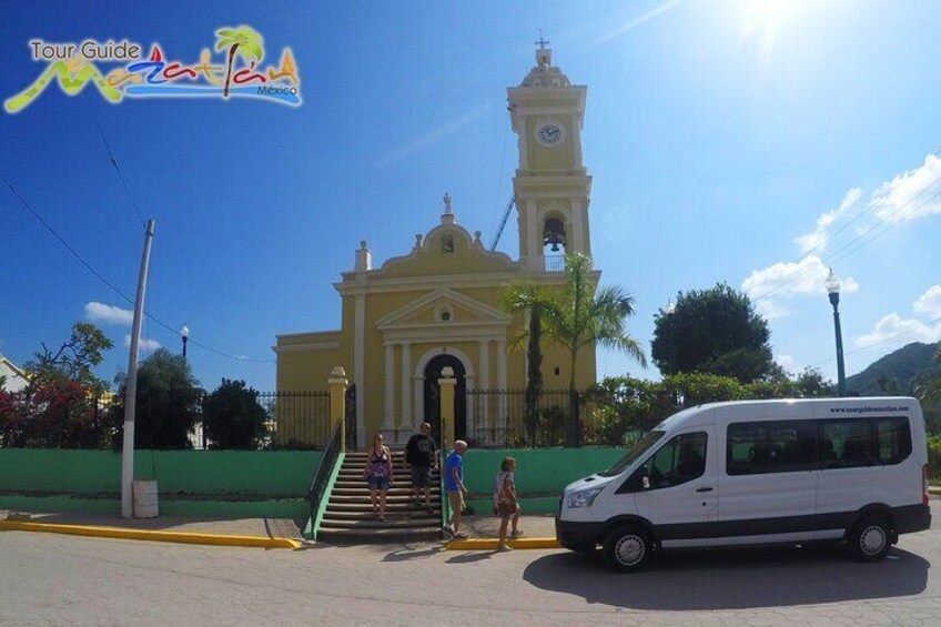 Artisans Town and Agave Distilled Factory