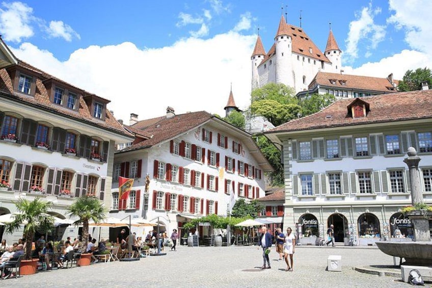 Beatus Caves, Lake Thun Cruise & Thun City Tour 5