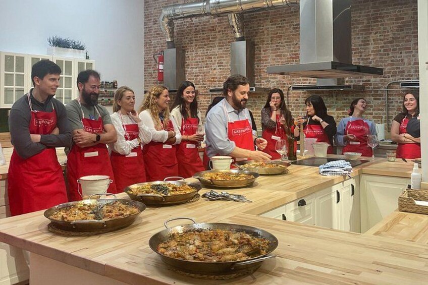 Paella and Burnt Basque Cheesecake Cooking Class in Bilbao 3