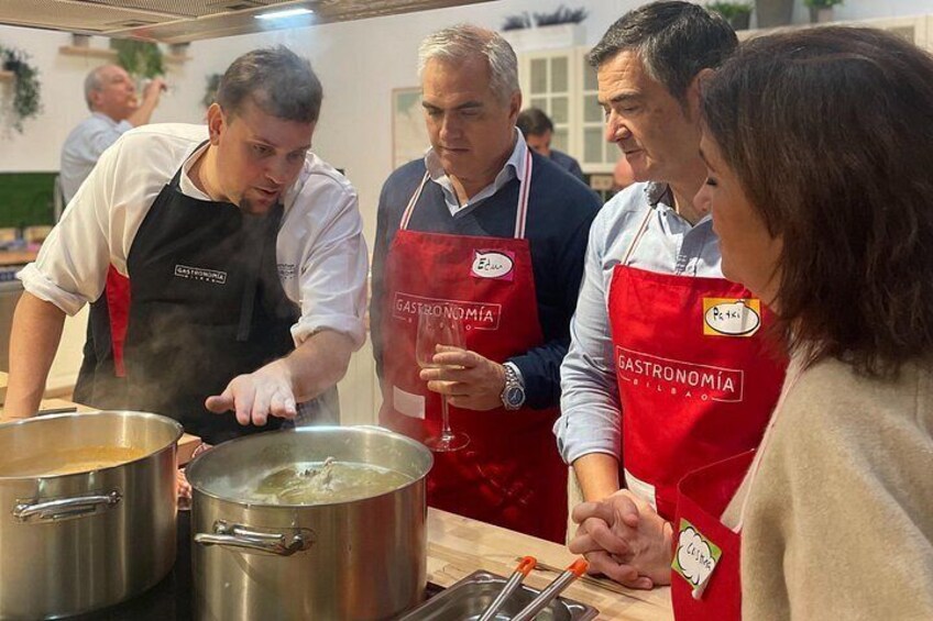 Paella and Burnt Basque Cheesecake Cooking Class in Bilbao 4