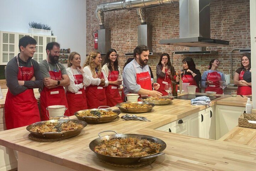 Paella and Burnt Basque Cheesecake Cooking Class in Bilbao 2