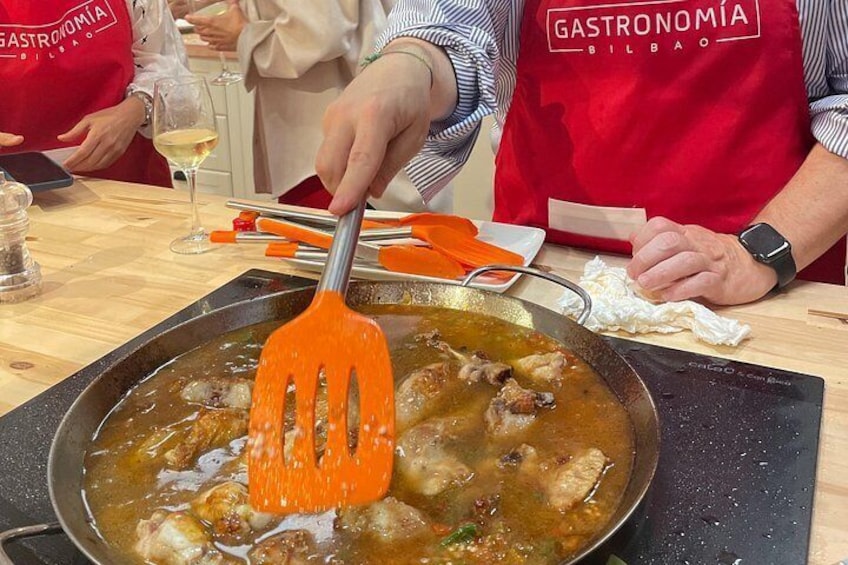 Paella and Burnt Basque Cheesecake Cooking Class in Bilbao 3