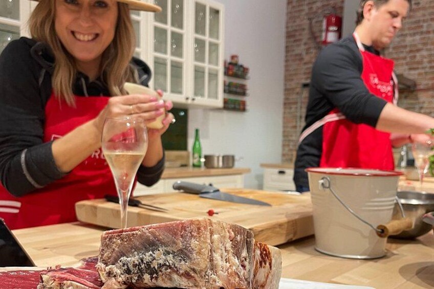 Small-group Immersive Basque Cooking Class in Bilbao with Open Bar 2