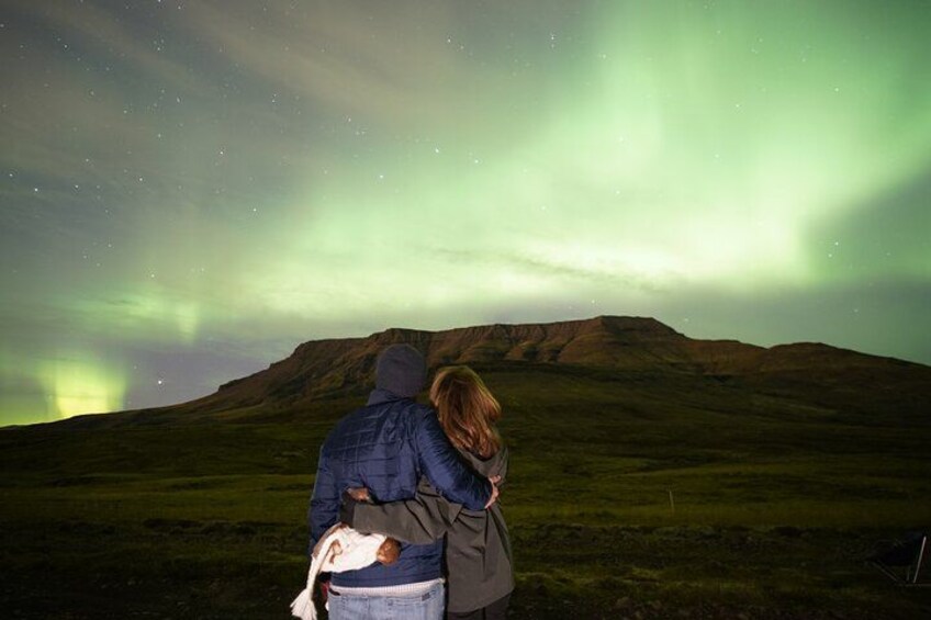 Reykjavik Northern Lights Tour with Pro Aurora Photos Small Group 3