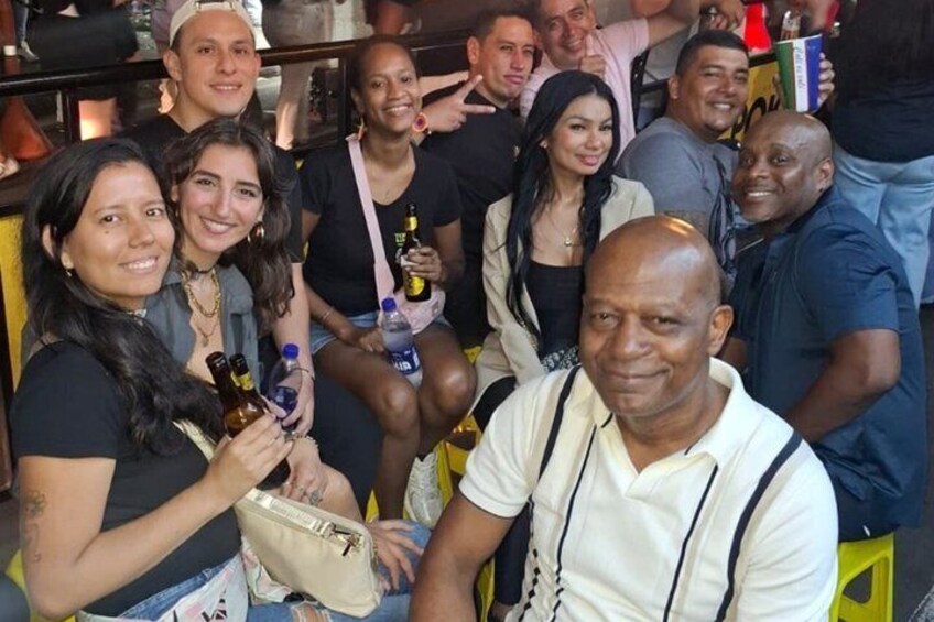 Salsa Friday in Calle del Sabor + Bar Crawl in Cali 3