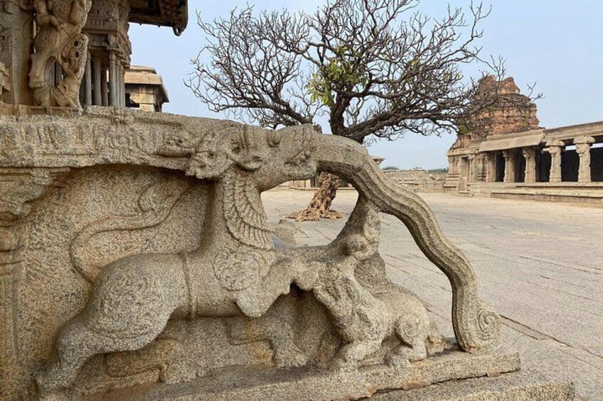 World Heritage Hampi & Chitradurga in 2 days from Bangalore+Lunch 3