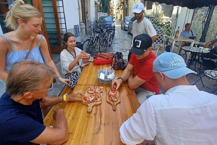 3-hours Street Food Bike Tour in Palermo 4
