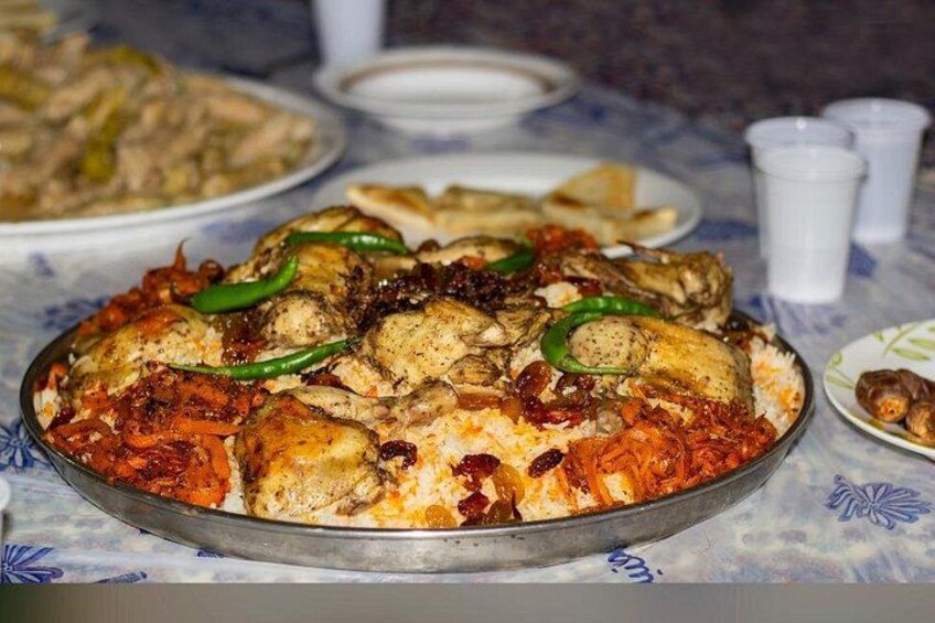 Saudi Arabia Tour from Bahrain with traditional meal 1