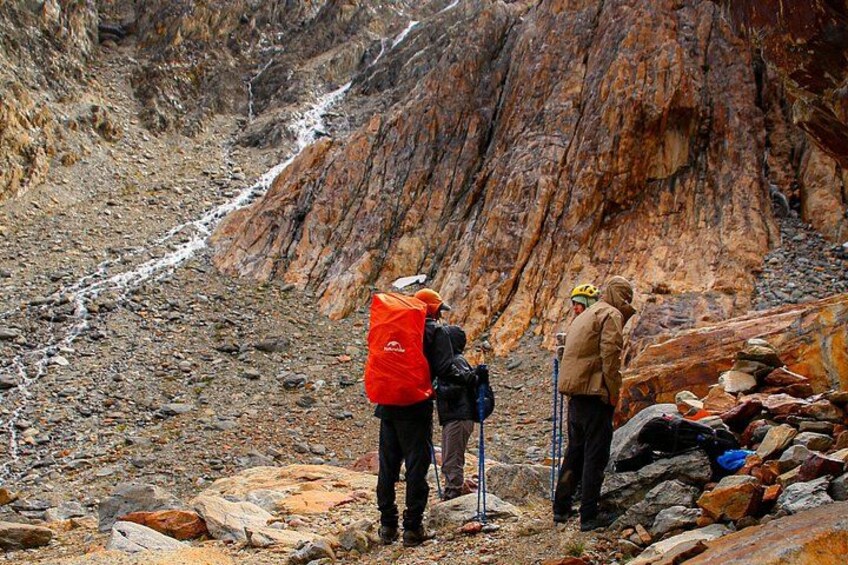 Small group Trekking to Ojo del Albino Glacier 3