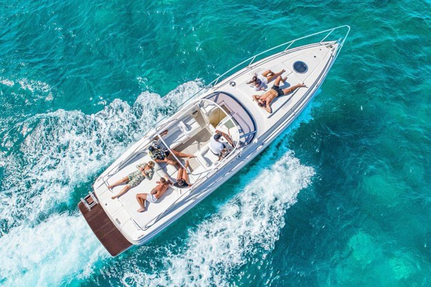 Cranchi 35 9 Guests + Captain 1