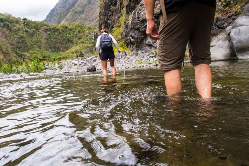 Hiking: Authentic immersion in Mafate 4