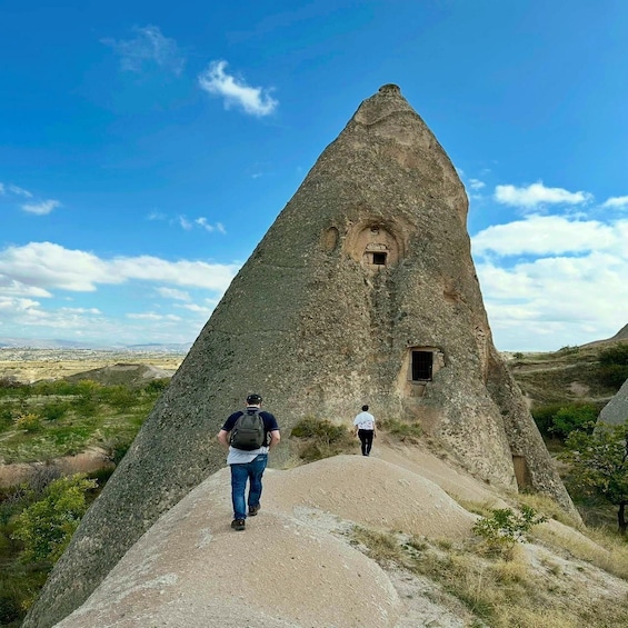 Cappadocia : Half Day Hiking Love & Pigeon Valley 1