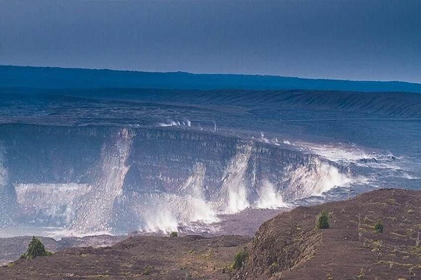Hawaii Volcanoes National Park Experience from the Big Island 3