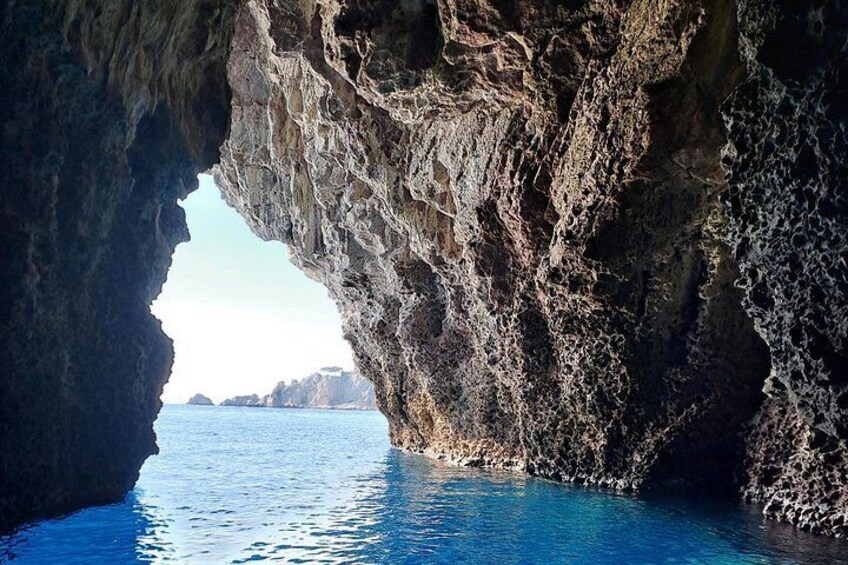 Half Day Private Guided Boat Tour in Taormina 2