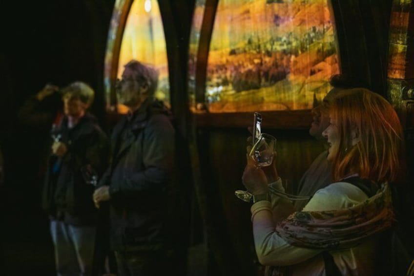 Immersive-tasting winery visit and gourmet wine (tea time). 5