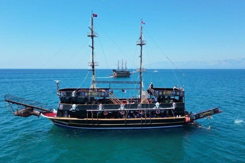 Antalya Lara Pirate Boat Trip w/Soft Drinks, Lunch & Pickup 2