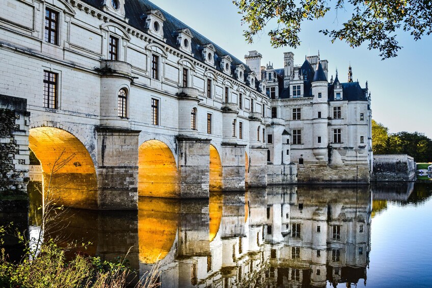 Small group half-day trip to Chenonceau Castle from Tours