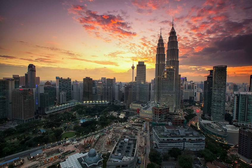 Kuala Lumpur City Tour with KL Tower Ticket 1