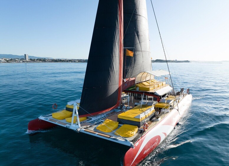 Cambrils: Catamaran Cruise with Drinks and BBQ Lunch Option 1