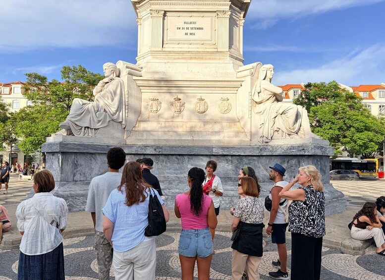 Picture 15 for Activity Lisbon: Alfama Tour and Live Fado with Traditional Dinner 3
