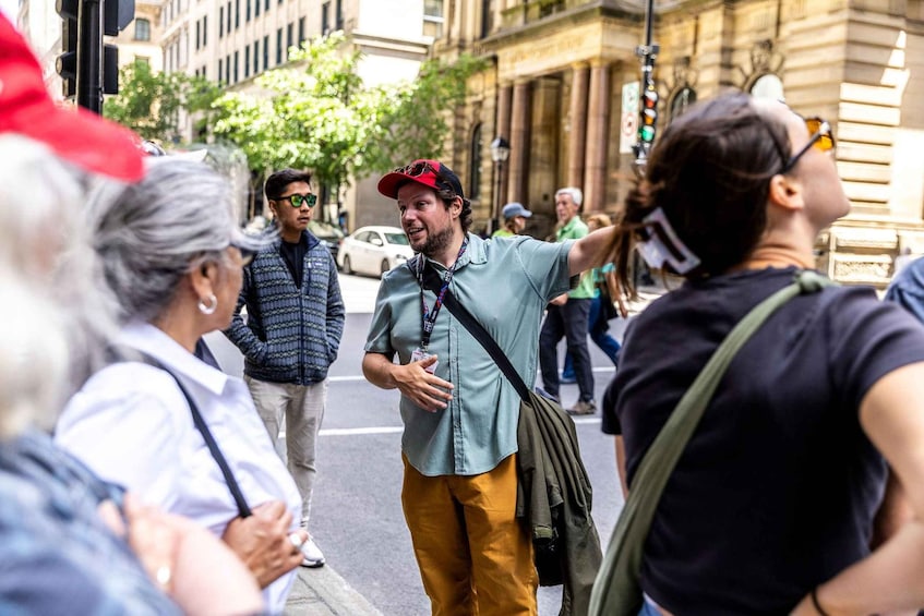Highlights & Hidden Gems of Old Montreal guided walking tour 1