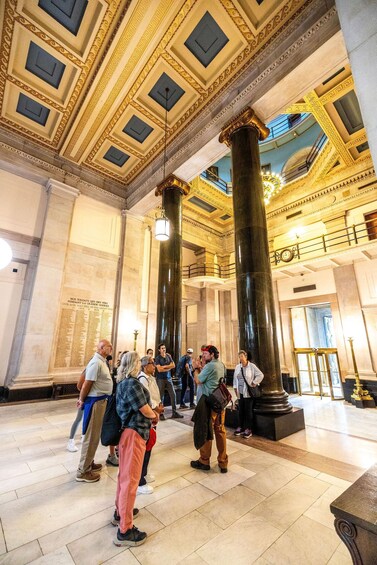 Picture 4 for Activity Highlights & Hidden Gems of Old Montreal guided walking tour 5