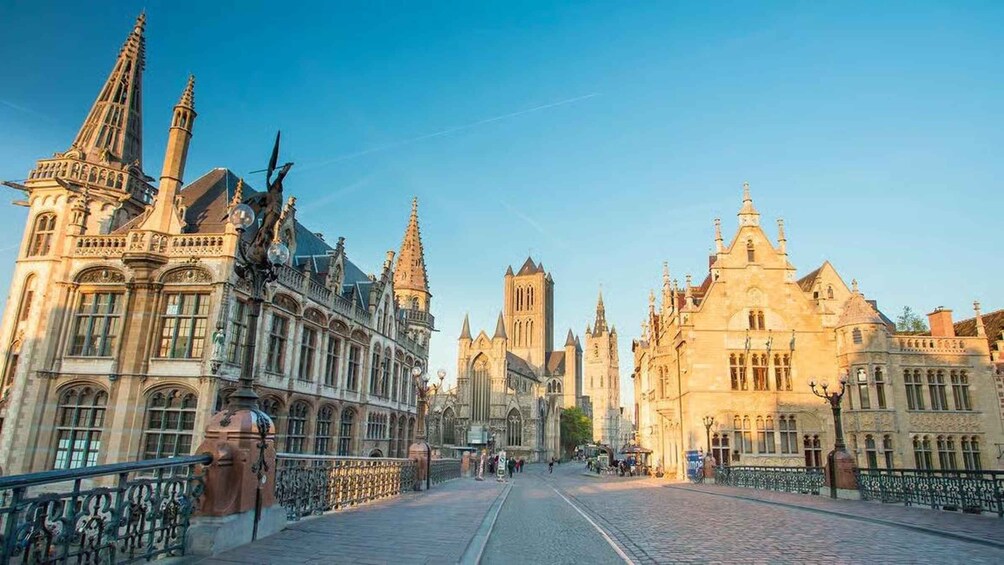 From Brussels: Ghent Day Trip, Atomium Stop & Boat Option 1